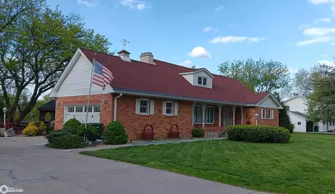 605 E Arkansas Ave, Bloomfield, IA 52537