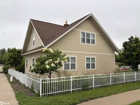Exterior - 50 E Golden Ln, Fairfield, IA 52556 photo 5 of 5