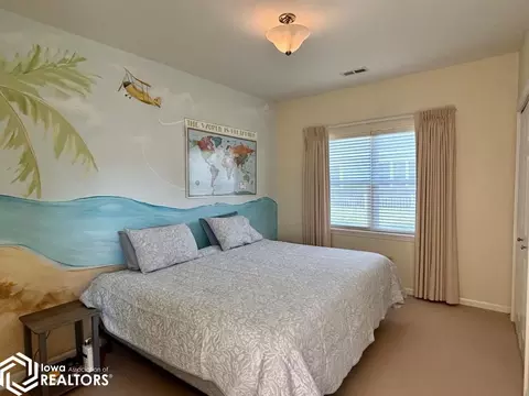 Bedroom - 50 E Golden Ln, Fairfield, IA 52556 photo 1 of 5