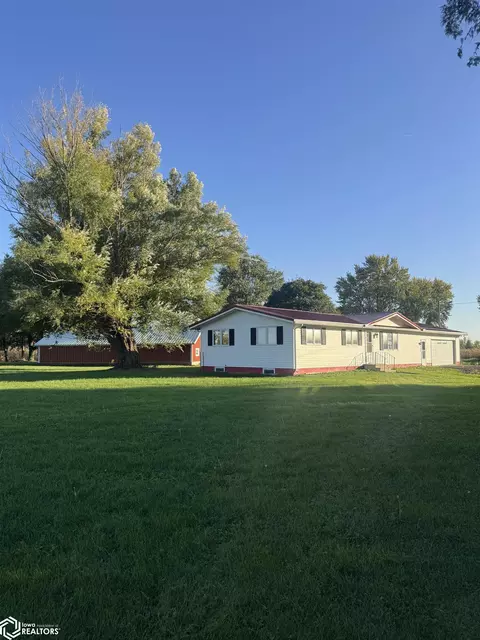 11714 220th St, Dumont, IA 50625