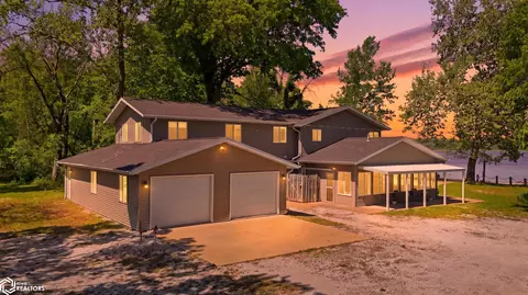 3012 Koehler Ln, Montrose, IA 52639