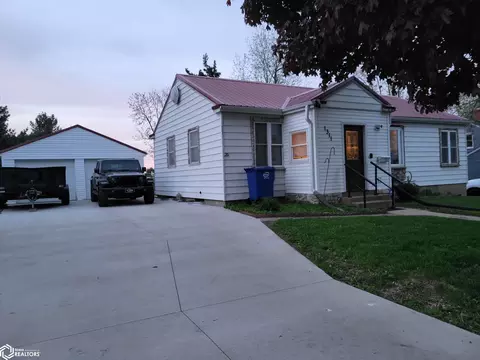 1311 W Church St, Marshalltown, IA 50158