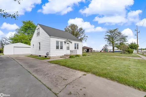 313 S 18th Ave, Marshalltown, IA 50158