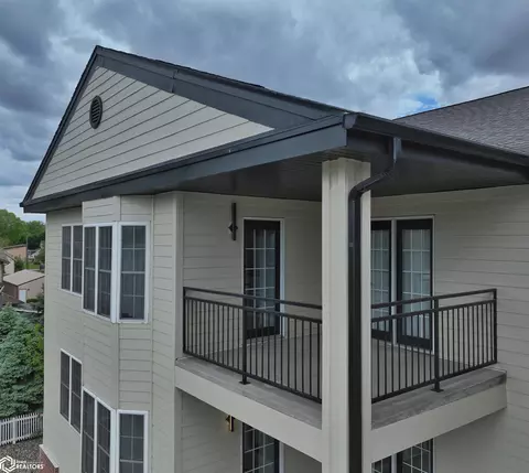 209 W Jefferson St #23, Winterset, IA 50273