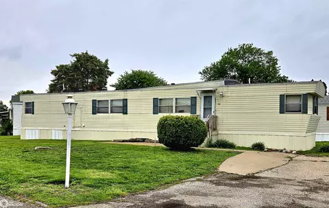 509 W Agency Rd #50, West Burlington, IA 52655