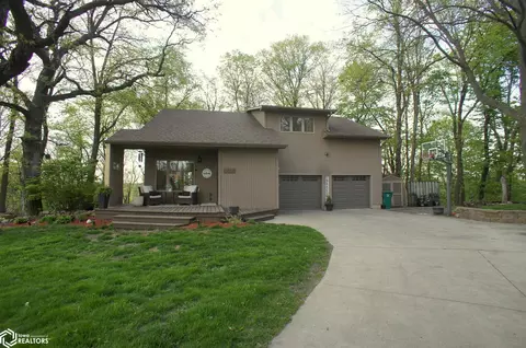 2000 Edgewood Dr, Webster City, IA 50595