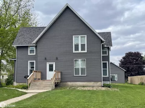 1221 Main St, Grinnell, IA 50112