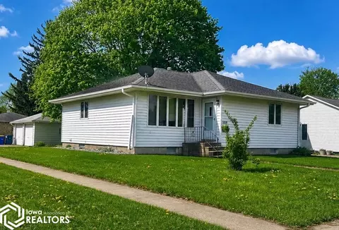 509 SW 2nd St SW, Britt, IA 50423