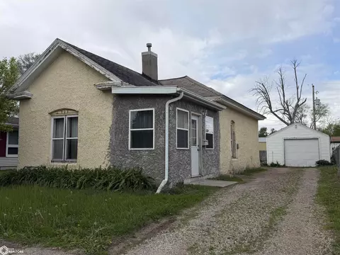 903 S 5th Ave, Marshalltown, IA 50158