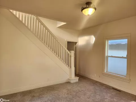 Living - 206 E 9th St, Atlantic, IA 50022 photo 1 of 3