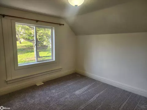 Bedroom - 206 E 9th St, Atlantic, IA 50022 photo 3 of 6