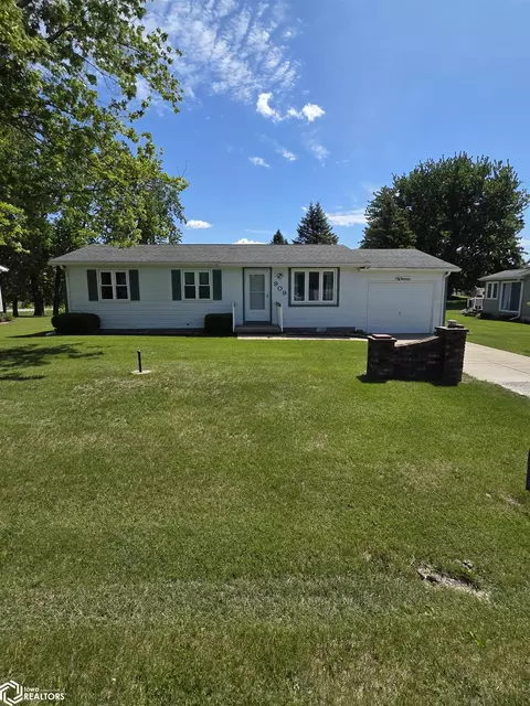 909 N Clayton St N, Afton, IA 50830