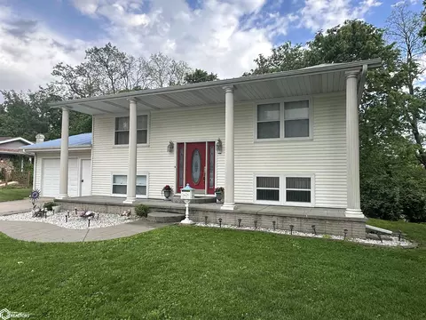 1023 Short St, Burlington, IA 52601
