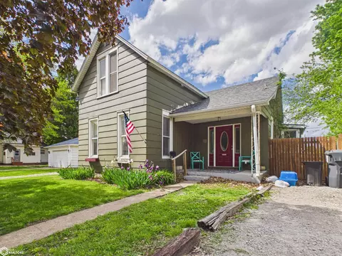 811 6th Ave E, Oskaloosa, IA 52577