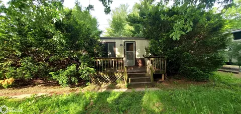 507 N 2nd St, Farmington, IA 52626
