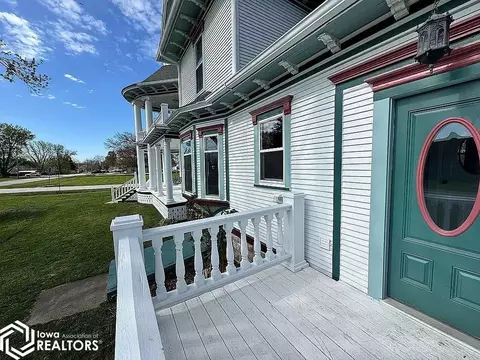 Exterior - 1002 Maple St, Murray, IA 50174 photo 6 of 13
