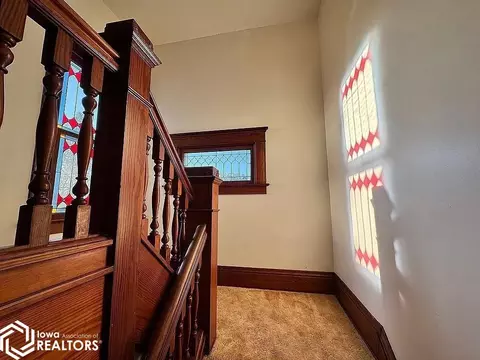 Entry Way - 1002 Maple St, Murray, IA 50174 photo 4 of 9