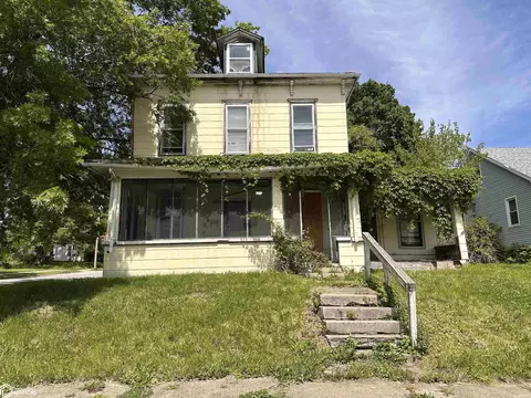 1227 Franklin St, Keokuk, IA 52632