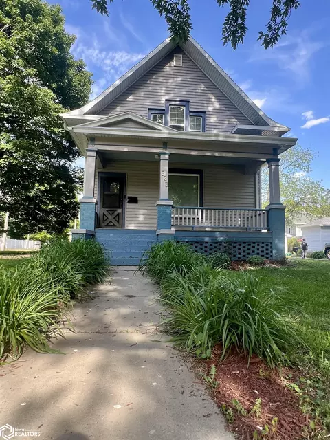 523 N 16th St, Clarinda, IA 51632