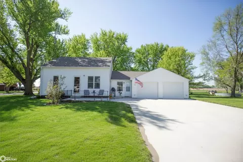 12 3rd Ave SW, Titonka, IA 50480