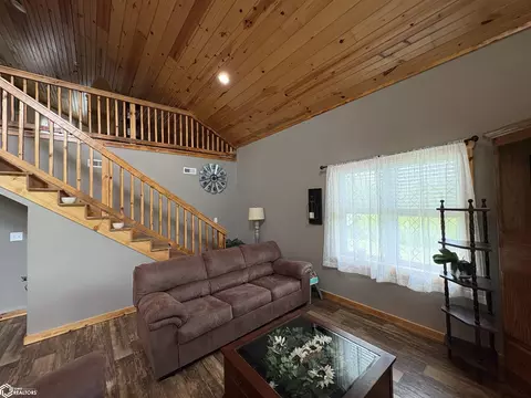 Living - 213 S Maple, Cincinnati, IA 52549 photo 5 of 6