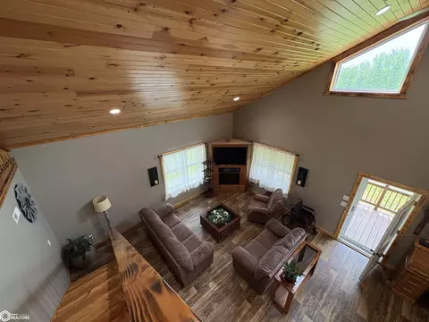 Living - 213 S Maple, Cincinnati, IA 52549 photo 6 of 6