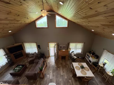 Other - 213 S Maple, Cincinnati, IA 52549 photo 5 of 9