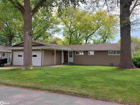 1110 Circle Dr, Red Oak, IA 51566
