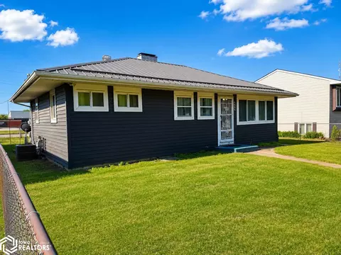 3308 Avenue J, Fort Madison, IA 52627