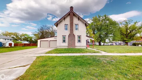 1523 N Monroe Ave, Mason City, IA 50401