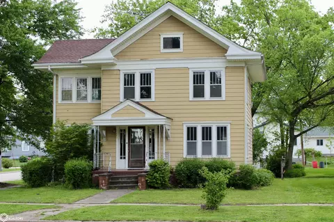 201 6th St, Griswold, IA 51535