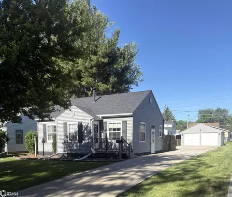 319 Mc Kinley Ave, Ottumwa, IA 52501