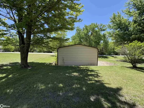 Exterior - 5256 4th St, Melrose, IA 52569 photo 9 of 9