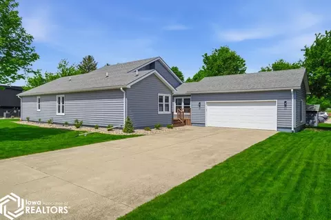 1611 Grand St, Webster City, IA 50595