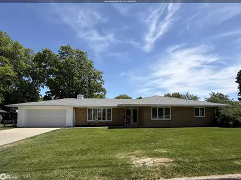 515 S 12th St, Centerville, IA 52544