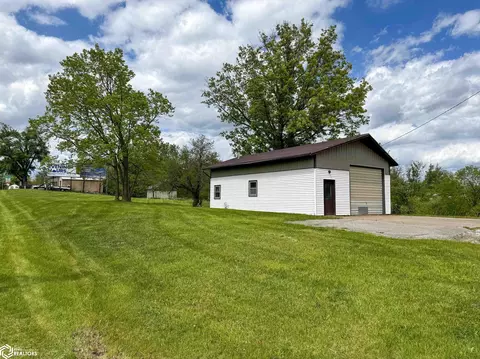 47202 State Highway 14, Chariton, IA 50049