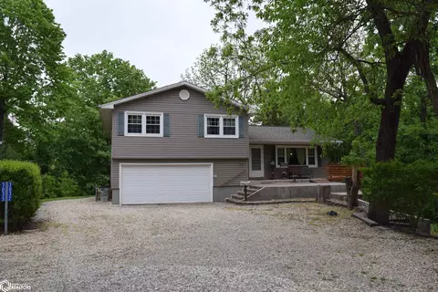3032 213th St, Fort Madison, IA 52627