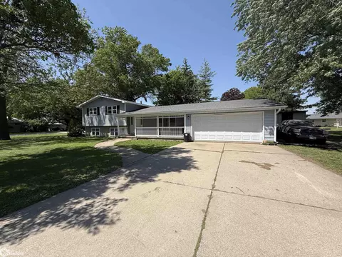 811 Pamela, Moravia, IA 52571