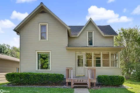307 3rd Ave, Melbourne, IA 50162