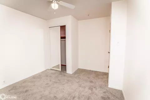 Bedroom - 506 E Maple Ave, Conrad, IA 50621 photo 8 of 11