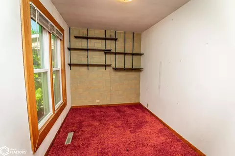 Bedroom - 506 E Maple Ave, Conrad, IA 50621 photo 1 of 11