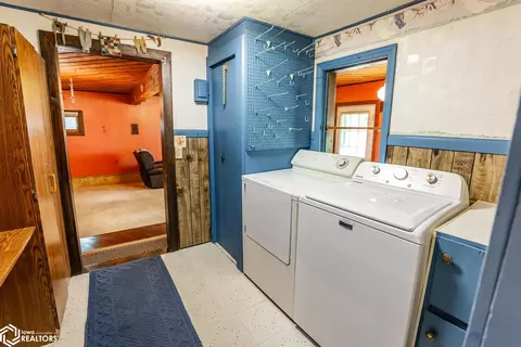 Other - 506 E Maple Ave, Conrad, IA 50621 photo 8 of 14