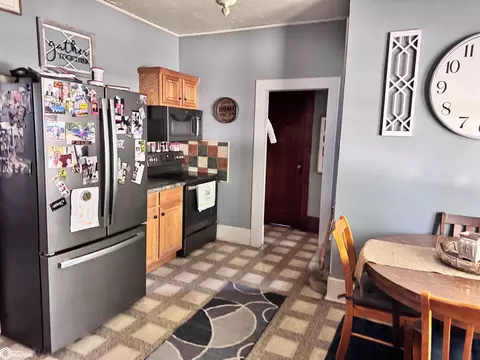 Kitchen - 601 Humboldt Ave, Bode, IA 50519 photo 2 of 3
