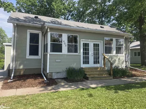 403 N B St, Fairfield, IA 52556