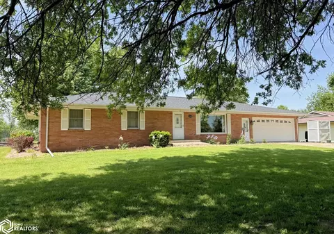 1104 NW Church St, Leon, IA 50144