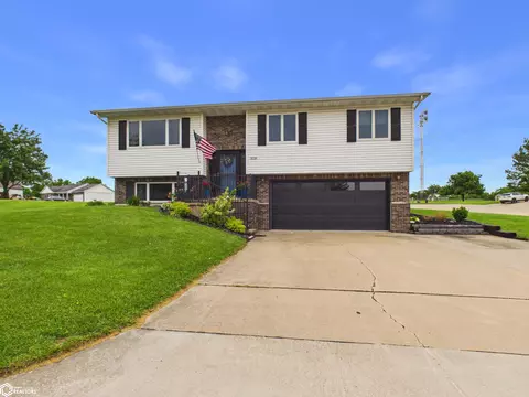 3226 Timberline Dr, Keokuk, IA 52632