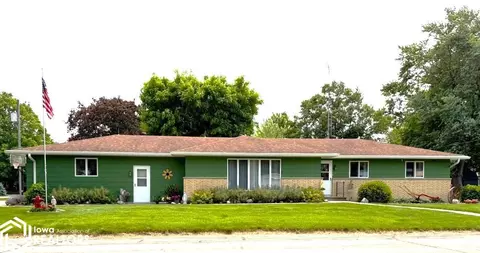 201 W 4th St, Packwood, IA 52580