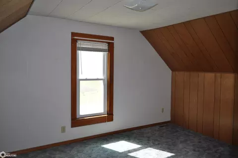 Bedroom - 19418 Timber Ave, Glidden, IA 51443 photo 4 of 9