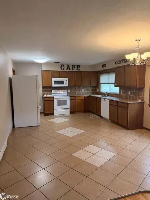 Kitchen - 19 Morningside Dr, Denison, IA 51442 photo 1 of 1