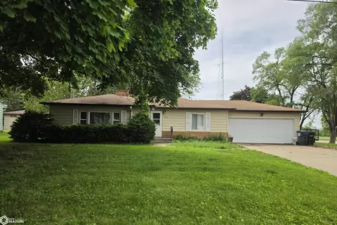1329 Barclay St, Oskaloosa, IA 52577